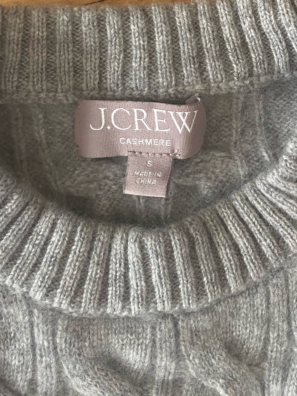 J. crew light gray cable knit cashmere sweater. Short sleeves. Size small - Picture 2 of 3